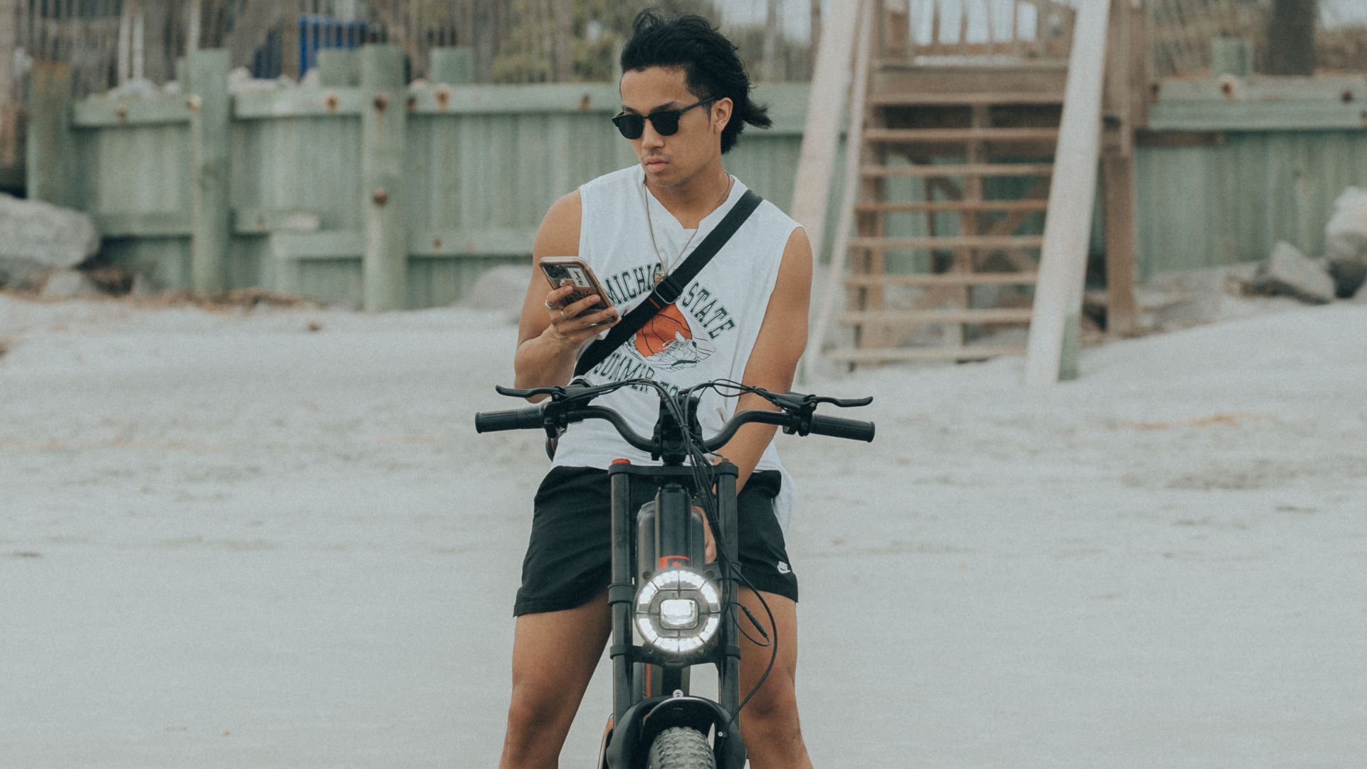 Maandelijkse Verhuur van E-Bike, Elektrische Scooter en Racefiets in Athene