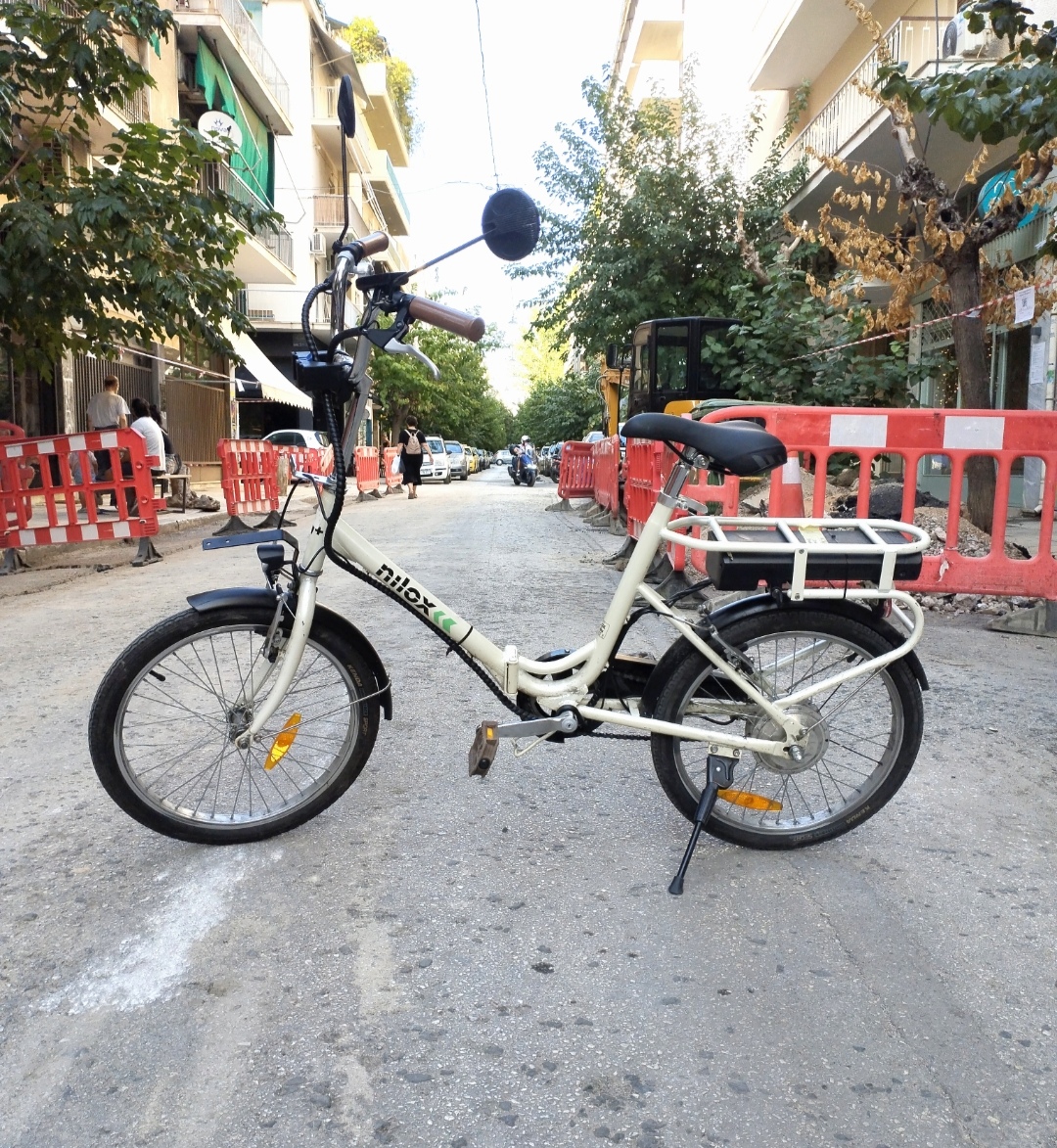 Secondhand Nilox Electric Folding Bike for Sale